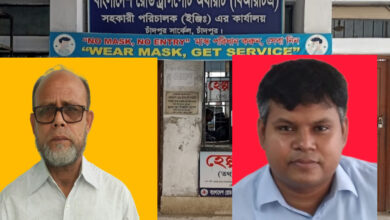 চাঁদপুর বিআরটিএ অফিসে দালালদের সাথে চুক্তি ছাড়া মিলছেই না গ্রাহকদের কাঙ্খিত সেবা