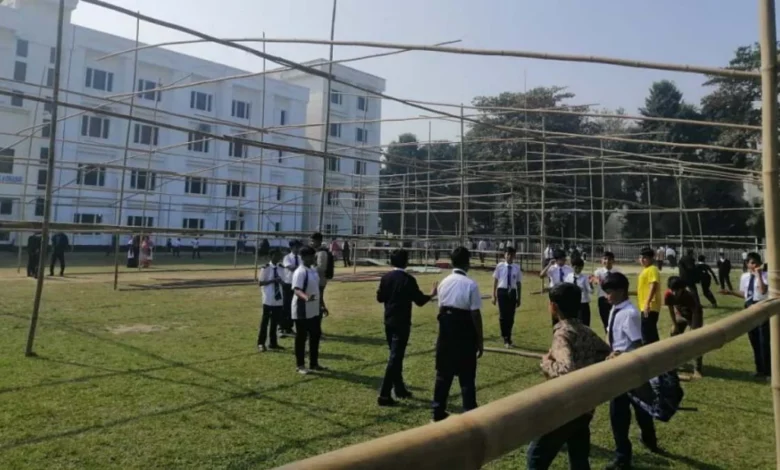 বিধি লঙ্ঘন করে কেপিআইভুক্ত শিক্ষাপ্রতিষ্ঠানের মাঠে বিএনপির সম্মেলনের প্রস্তুতিবিধি লঙ্ঘন করে কেপিআইভুক্ত শিক্ষাপ্রতিষ্ঠানের মাঠে বিএনপির সম্মেলনের প্রস্তুতি